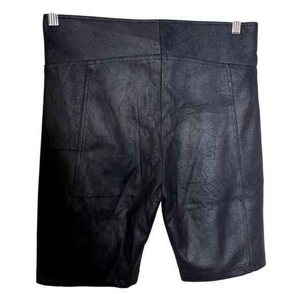 FREE PEOPLE BIKE SHORTS HEATWAVE FAUX SUEDE BLACK SIZE M NWOT - Picture 3 of 7
